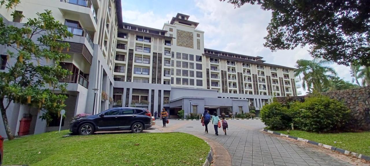 Classical Romantic Pulai Springs Hotel Skudai Exterior photo